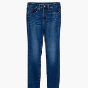 Madewell Curvy Roadtripper Jeans